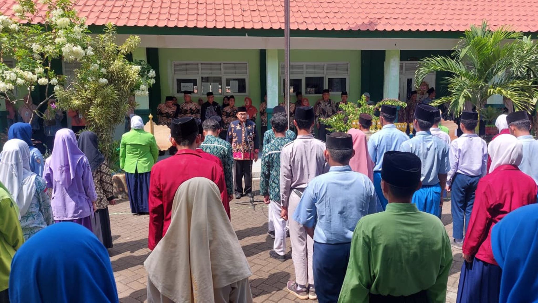 Menemani Langkah Juara, Kakankemenag Tinjau OMI di MTsN 1 Nganjuk