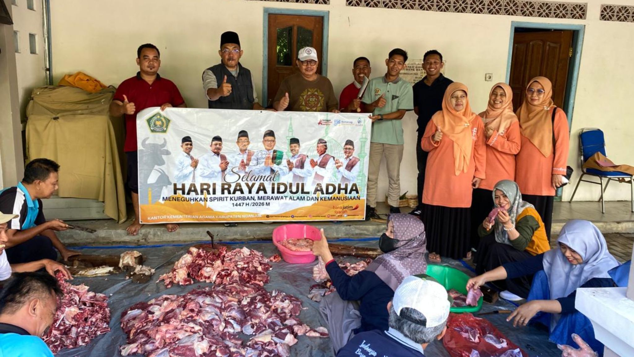 Idul Adha 1447 H, Kemenag Nganjuk Salurkan Daging Kurban untuk Pegawai dan Warga Sekitar