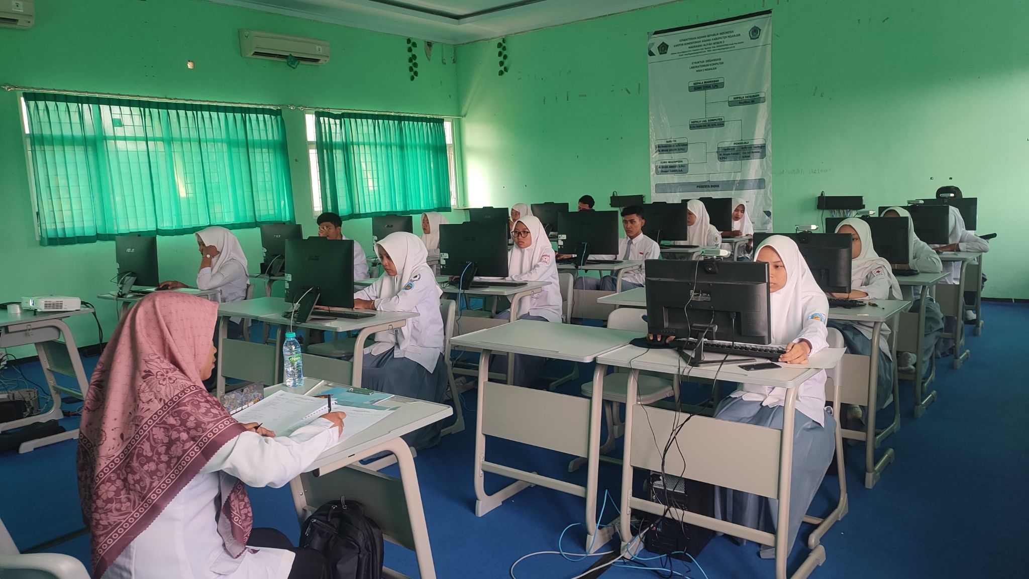 Pelaksanaan TKA di MAN 3 Nganjuk Berlangsung dengan Lancar dan Tertib